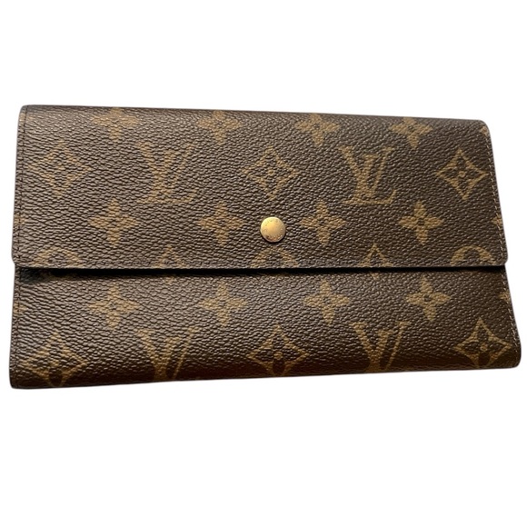 Louis Vuitton Classic Brown Monogram Wallet - Picture 1 of 6